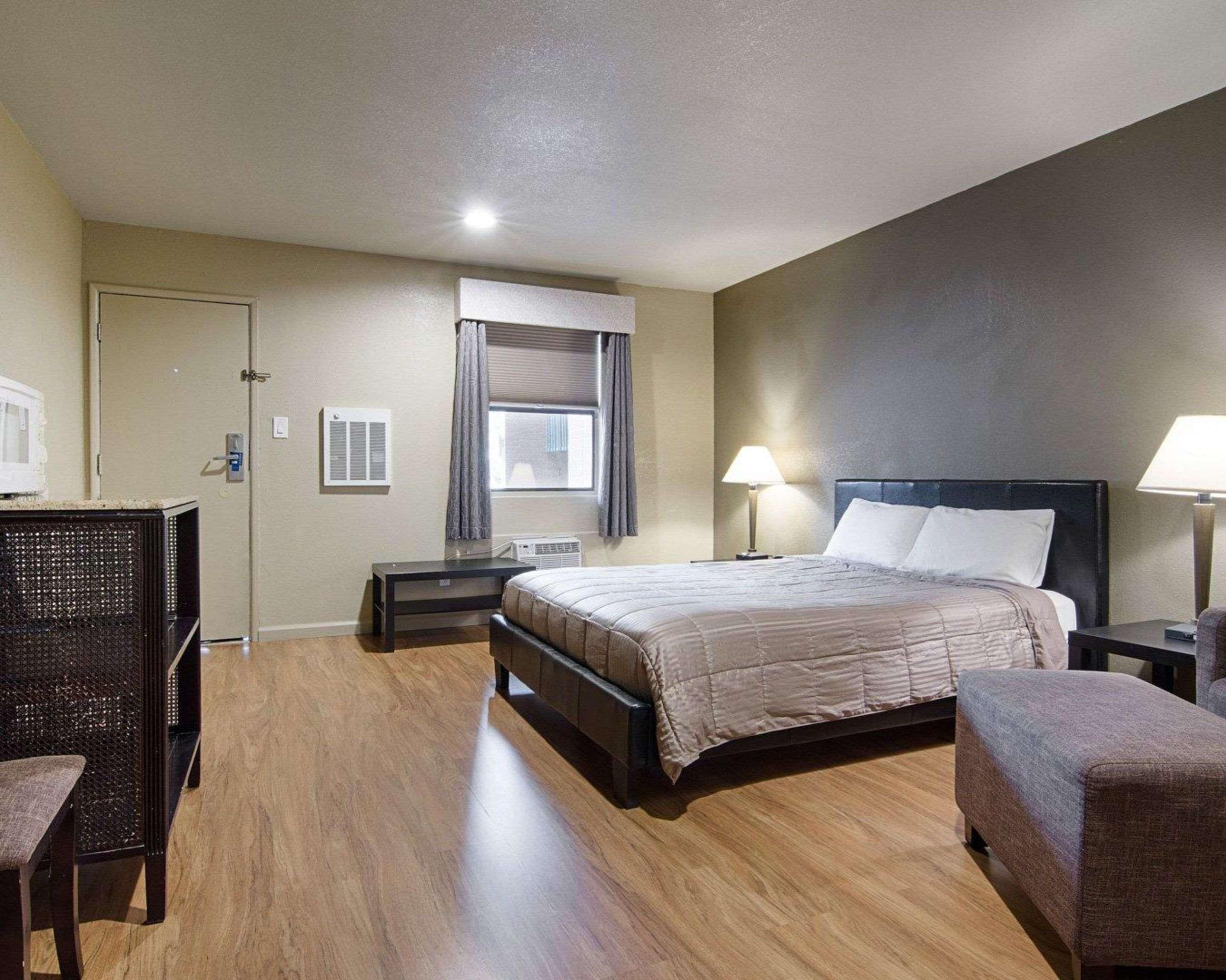 Rodeway Inn Flagstaff East Route 66 المظهر الخارجي الصورة