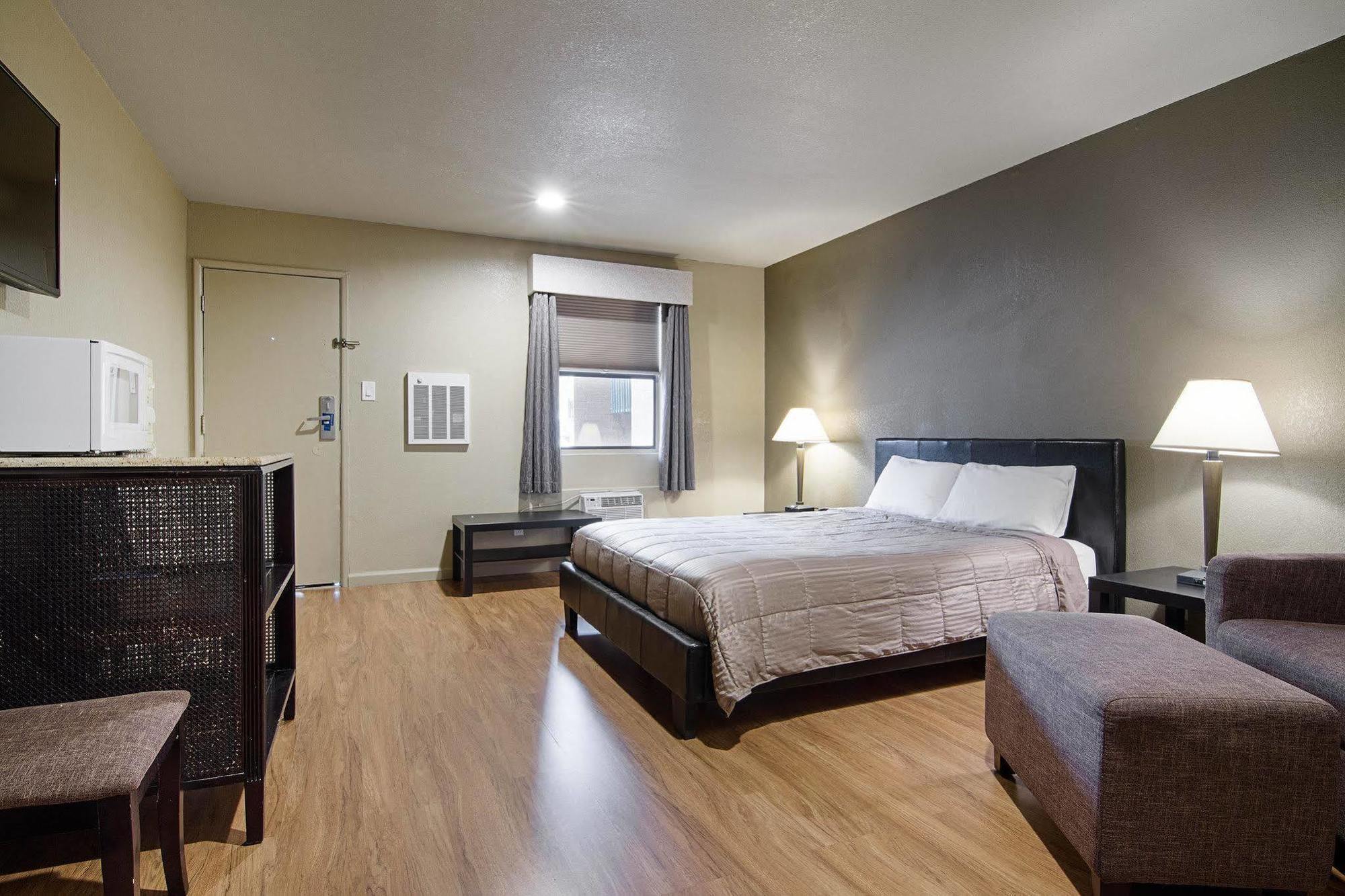 Rodeway Inn Flagstaff East Route 66 المظهر الخارجي الصورة