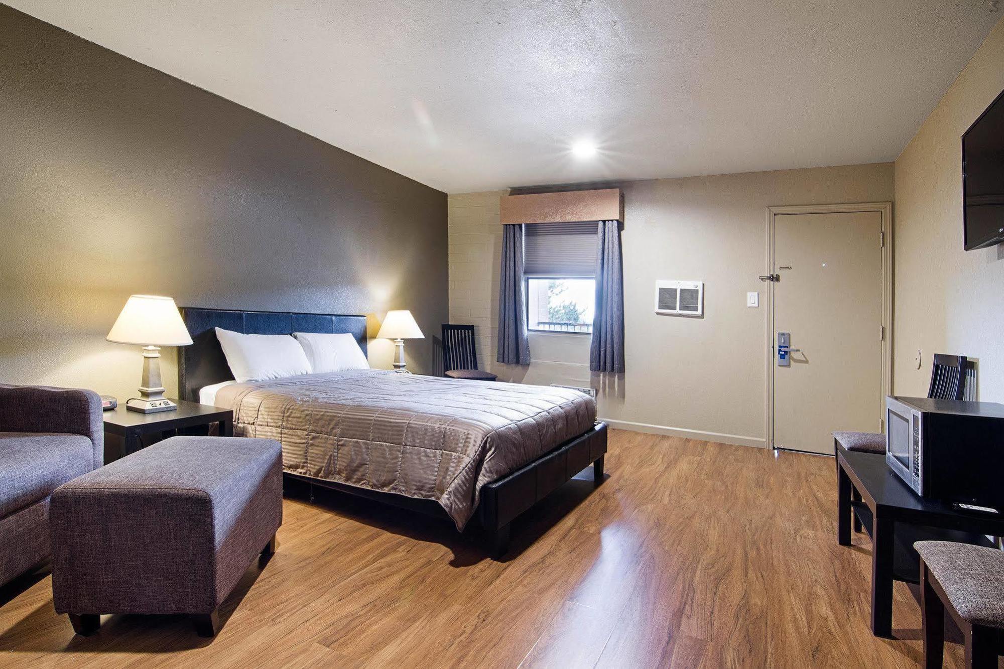 Rodeway Inn Flagstaff East Route 66 المظهر الخارجي الصورة